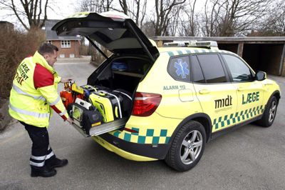 Akutlægebil.