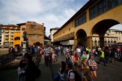 I 2016 havde Firenze lige under 6000 lejligheder på Airbnb. I dag er der 14.378. Men nu har borgmesteren og byrådet indført restriktioner mod de omfattende udlejninger af boliger. Foto: ritzau scanpix