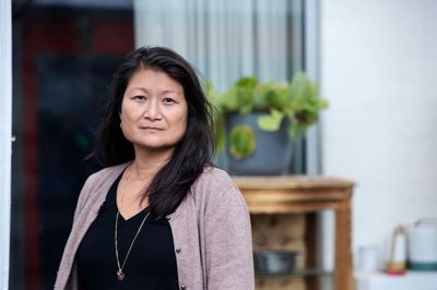 Charlotte Buchard Nørager, kirurg og tidligere cheflæge på Mave- og Tarmkirurgi på Aarhus Universitetshospital i Skejby, er ærgerlig over hele sagen om overskridelser af ventelistetider for kræftpatienter, som førte til, at hun blev fritstillet. - Det er patienterne, der har tabt, siger hun.