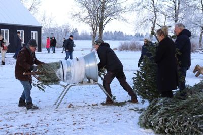 To ud af de seneste fem år har budt på frost og snevejr, når Kræftens Bekæmpelses lokalforening har holdt julemarked. Novembers sidste weekend byder igen på marked på Ruskjærholm.
