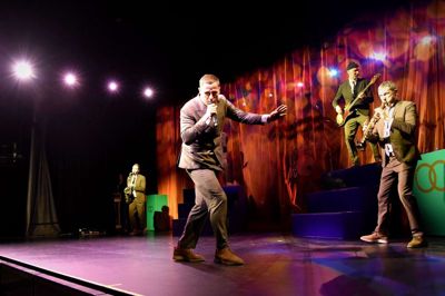 <em id="emphasis">Benjamin Hav og Familien har rejst rundt i landet med deres aktuelle turné, og lørdag var turen nået til Herning. Billedet her er fra bandets koncert i Silkeborg for et par uger siden.</em> <em id="emphasis-1c053fb57581130482a7175321851d12">Foto: Troels Witter</em>