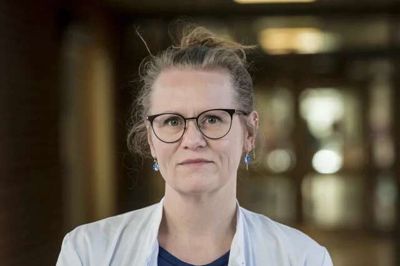 Gitte Anna Madsen bor i Aarhus med sin kæreste, er 46 år gammel og har tre børn.
