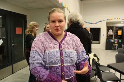Malene Elkjær-Christensen er fra Ejstrupholm, men hun læser også arkæologi og får en særlig rolle i forbindelse med udgravningen ved Hedegaard, syd for Ejstrupholm.