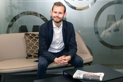 Ikast-Brande-egnsredaktør Mikkel Korsgaard Christensen skriver denne uges Ugen på Tryk. Foto: Linna Grøn