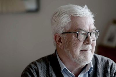 Svend Erik Søgaard vågnede midt om natten, for hvordan skulle han kunne snakke om kunstig intelligens, når han nu ikke ved meget om emnet? Pointen er, at det er der ingen af os, der gør.