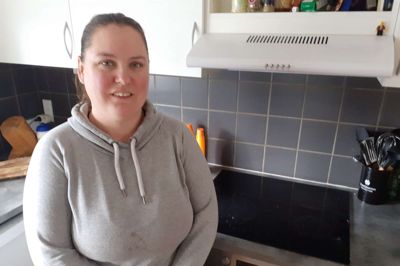 Susan Hendriksen var den første lejer, som Hedens Lejerforening førte sag for om udgifter til renovering af køkken i Lyngbyen.