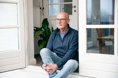 Steen Keller, Ikast, bruger astrologien og de ledetråde, vi kan få i vores tilværelse ved at studere himmelhvælvet, som en del af sit arbejde som coach og healer. Her svarer han på, om den ekstra skuddag hvert fjerde år har nogen betydning for vores horoskoper.