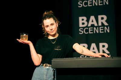 Joanna Szemberska flyttede fra Polen til Herning for seks år siden og har arbejdet på Piano Bar i halvandet år