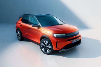 Opel åbner nu op for posen omkring motorer i den nye Frontera. Den kommer med benzinmotor eller som elbil, og elbilen fås i to varianter. foto: Pr-Foto/Ritzau Scanpix