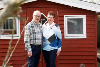 Ruth Andersen og Hans Nielsen mødte hinanden i 2022 og bor i dag sammen på Tingvej i Herning. - Vi er 71 og 65 år, så det er aldrig for sent at nyde tosomheden, påpeger hun.