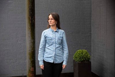 Louise Hunnerup Thomsen er blevet ansat i en nyoprettet stilling som socialsygeplejerske i Herning Kommune, og hun ser frem til at kunne gøre en forskel for socialt udsatte borgere.