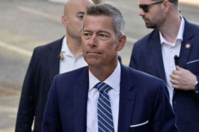 Den fungerende chef for USA's rumagentur, Sean Duffy, har udtalt, at Nasa vil åbne en kontrakt om en bemandet månelanding i 2027, så andre selskaber end Elon Musks SpaceX kan byde. (Arkivfoto).