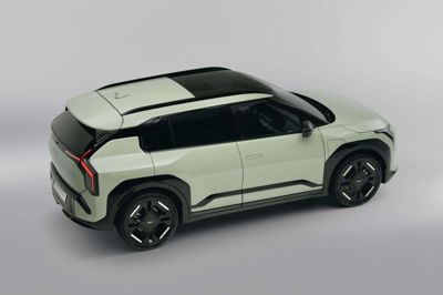 Kia har allerede en kompakt elektrisk crossover, Niro EV, men EV3 har meget længere rækkevidde og bedre pladsforhold i kabinen. PR-foto/Ritzau Scanpix