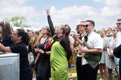 Festen er så småt i gang