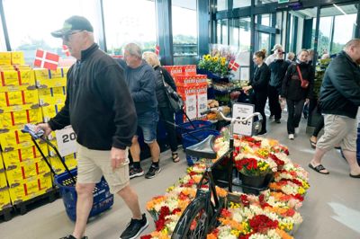 I maj åbnede en ny Rema 1000 på Dæmningen i Herning. I Sdr. Felding er der også planer om en Rema lidt uden for byen, hvis det står til Udviklingsselskabet Abildo Aps.