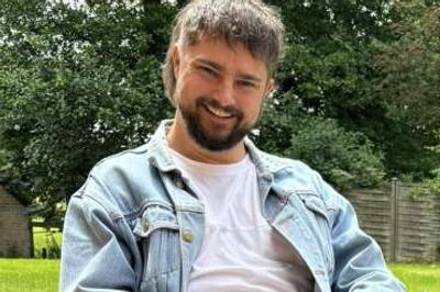 Aulumboerne kan torsdag 1. august møde 34-årige Steffen Brunsgaard Petersen, når han åbner Brunsgaards Køkken i Aulum.