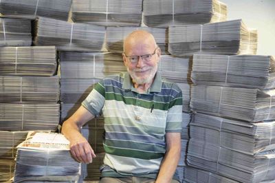 I mere end 40 år var Flemming Larsen, Herning, en del af Herning Folkeblad, som han var chefredaktør for i 25 år. Søndag 14. juli fylder han 75 år