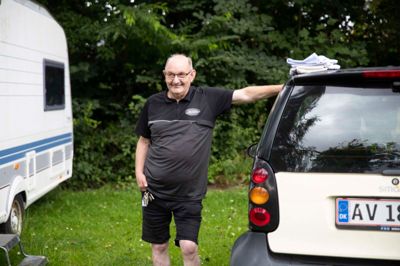 Lejrchef Bent Øhlenschlæger oplever ikke, at gæsterne vælger camping fra, selvom vejret er dårligt.