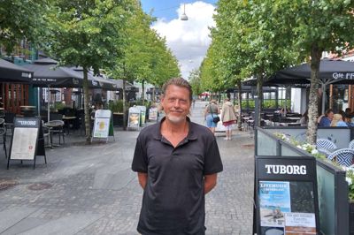 Barer og restauranter betaler, og så finder Morten Andreasen noget musik. Det er opskriften bag Live i Østergade, der tager over efter Come Together.