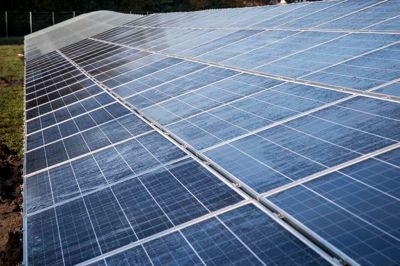 Uffe Nielsen skriver om omstillingen til grøn energi på baggrund af et møde om solceller i Vemb i den forgangne uge.