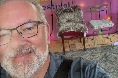 Thomas Thisted var forleden på scenen i Aarhus til en Krop og Køn-festival. Han troede, at han var udvalgt, fordi han havde en køn krop ...