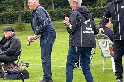 Grethe Buus Poulsen og Jørgen Friis Poulsen var stærkt spillende på Sinding-holdet, der sidste år vandt DM i den bedste række, men denne gang måtte tage til takke med en trods alt flot andenplads.