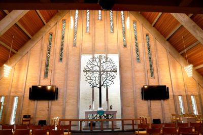Ved Fredens Kirke skal der være suppleringsvalg til menighedsrådet 8. oktober. To af rådets otte pladser blev ikke besat ved valgforsamlingen i tirsdags.