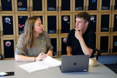 Ida Marie Brorson og Jonas Jakobsen underviser sammen i valgfaget Tanketrænerne. Desuden er Ida Marie Brorson såkaldt trivselslærer på Hestlund Efterskole.
