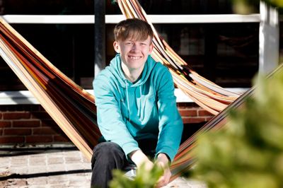 Benjamin Kaufmann føler sig klar til at komme videre i den store verden, når efterskolelivet er overstået. - I to år havde jeg det meget svært i skolen. På en måde føler jeg, at jeg har mistet to år, men nu har jeg fået dem tilbage, siger han.