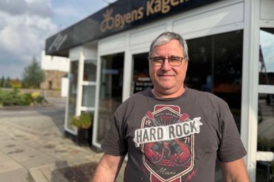 Han er både ærgerlig og lettet - Flemming Nissen, der i fem et halvt år har haft Byens Kagemand i Aulum. Nu har han måttet dreje nøglen om til butikken.