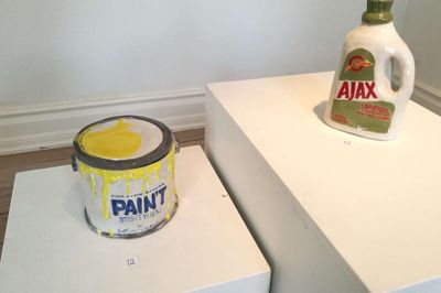 »Fights Against All Kind of Dirt« og »Pain’t« af Laila Christiansen.