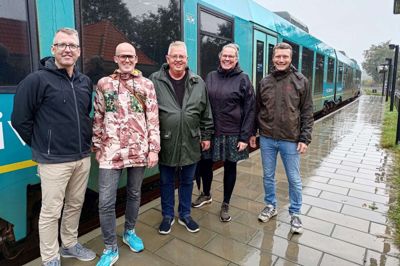 Toggruppen fra Engesvang: Her ses <em id="emphasis">H.C. Jørgensen, Karsten Moskjær Kofod, Mikael Würtz, Sofie Grods og Niels Henrik Jensen.</em> Foto: Privatfoto