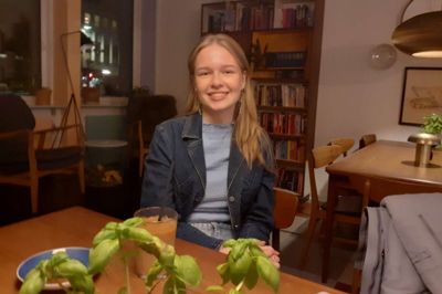 Ida Nielsen i det Huset No7, hun finder er en fantastisk ramme for unge som hende med mod på at gøre noget særligt indenfor kultur.