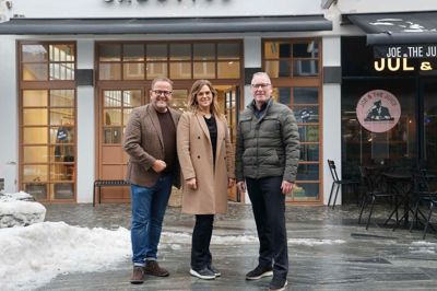 Citychef Allan Birk Kristensen, udviklingskonsulent Katrine Høj Keseler fra Herning Kommune og konsulent Tommy Skiffard var godt tilfredse, da de i årets begyndelse fortalte om et godt samarbejde om udviklingen i city. Siden er gågaden blevet udfordret af flere lukninger, men samarbejdet fortsætter ufortrødent.