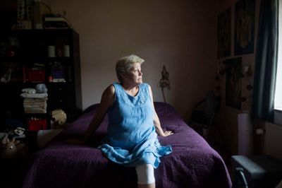 Linda Steffensen kan ikke længere sove i sengen, da soveværelset er inficeret med skimmelsvamp.
