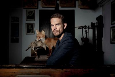 - Måske skal vi bare prøve at gøre det godt nok ved at opføre os ordentligt og fokusere på det ansvar, vi har over for dem, der er tæt på os, siger Svend Brinkmann.