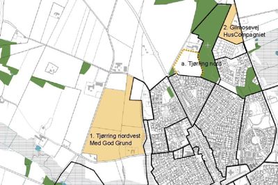 Blandt de nye mulige boligområder, som bliver en del af Kommuneplan 2025-2036, er to i Tjørring - mod nordvest og ved Gilmosevej. Førstnævnte bliver dog en del mindre end på kortet, så kun den sydligste halvdel kommer med. Arealet med den stiplede linje ligger i en langsigtet udvikling ud over de 12 år. Kort: Herning Kommune