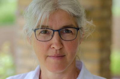 Klassisk homøopat og Bach-terapeut Anne Hammer Langgaard kommer sidste weekend i januar til Aulum for at undervise i Bachs teorier om blomsterremedier.