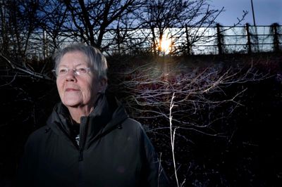 Thea Sjørslev Madsen har et hjerte, som brænder for at hjælpe andre. Det har hun gjort hele livet, først som sygeplejerske og i dag som frivillig i Røde Kors, hvor hun har engageret sig i at få flere frivillige ud til ældre, der har behov for hjælp.