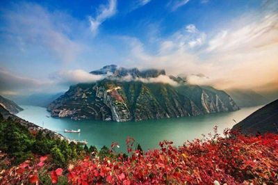 Det femstjernede krydstogt på Yangtze-floden giver os nogle afslappede dage midt i det hele. De skønne landskaber, som vi passerer hele tiden samt forkælelsen om bord er en virkelig god kombination.