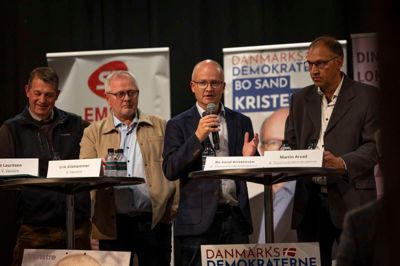 Martin Arvad (t.h.) og Bo Sand Kristensen sikrede sig nok stemmer til at tage de to mandater for Danmarksdemokraterne i det nye byråd.