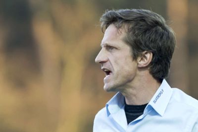 <p class="">Troels Bech var en populær træner i Silkeborg IF i tre en halv sæson og var som spiller med på det hold, der sikrede SIFs hidtil eneste danmarksmesterskab. I dag fylder han 60 år og er sportsdirektør i OB.</p>