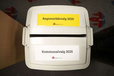 Vælgere, der ikke kan stemme på valgdagen, kan brevstemme til og med i dag. Det har man blandt andet kunnet i borgerservice i Randers Kommune. (Arkivfoto).