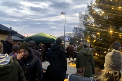 Så er det igen tid til at tænde juletræ i Frederiks.