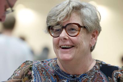 Spidskandidat Kirsten Kronborg (SF) oplyser, at der først bliver sat navn og ansigt på partiets udvalgsposter i det nye byråd efter et internt møde i partiet onsdag aften.