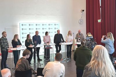 De ni partier i Viborgs kommende byråd præsenterede fredag formiddag konstitueringsaftalen for 2026-2029. Den indeholder mest markant et opgør med en række projekterede energiprojekter, herunder den store Energipark Iglsø og et mindre projekt ved Rævind Bæk mellem Stoholm og Sparkær. Dermed har Torsten Nielsen, Sparkær, og Danmarksdemokraterne straks sat et tungt aftryk på den kommende byrådsperiode.