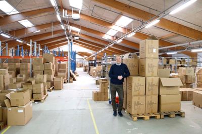 Erhvervsparkens direktør Søren Hvidberg glæder sig over, at der er fundet en ny stor lejer.