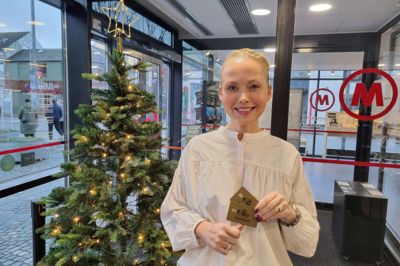 Citymanager Trine Jepsen har netop fået de nye gavekort hjem. De er allerede i handlen, og har man et af de gamle gavekort, skal man ikke foretage sig noget. De er stadig gyldige og skal ikke byttes.