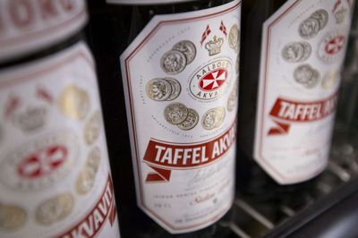 Alkoholen fylder mindre og mindre ved julefrokosterne viser ny undersøgelse.