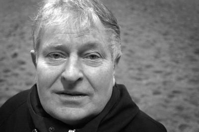 Et beskedent, hyggeligt og humoristisk menneske. Sådan beskrives tidligere sportsjournalist og Aulum-redaktør Wilhelm Schreiber i dette mindeord.
